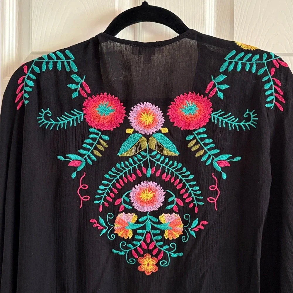 Umgee kimono black floral M/L - Picture 6 of 11